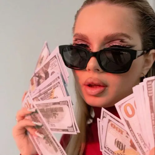 НОВОГОДНИЙ КЕШБЭК: ЗАРАБОТАЙ НА ВСЕ СВОИ МЕЧТЫ!